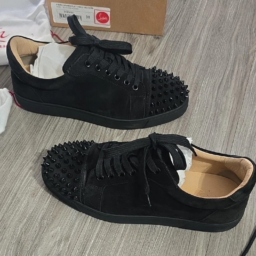 Auth Christian Louboutin LIKE NEW Vieira Black Spiked Suede Sneakers 38 - Picture 4 of 7